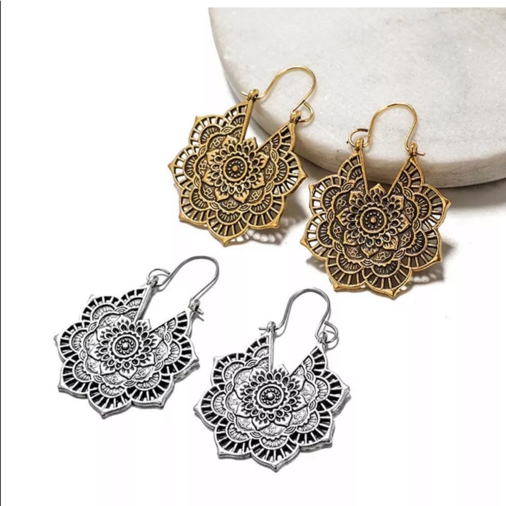 Vintage Style Intricate Floral Carved Drop Earring - Picture 3 of 6